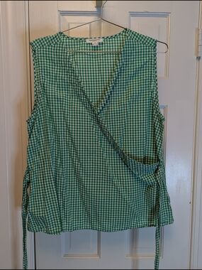 beachlunchlounge Green Gingham Wrap Sleeveless Top